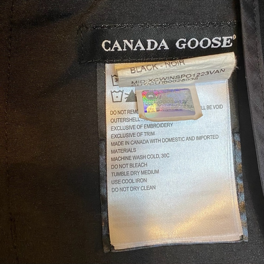 Canada Goose Waterproof Jacket ! - Picture 5 of 7